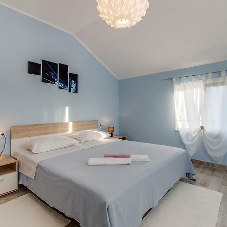 Apartman Leon & Rent A Quad มาลีโลชินจ์ ภายนอก รูปภาพ